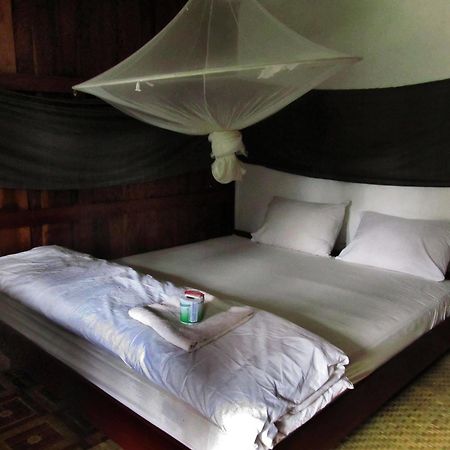 Riverview Bungalows Muang Ngoi Bagian luar foto